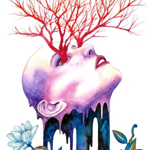 Può includere: Dipinto ad acquerello di un volto femminile con rami rossi che emergono dagli occhi. Il volto è una miscela di tonalità viola e rosa, con gocce blu scuro. Un fiore blu e foglie sono in basso a sinistra.