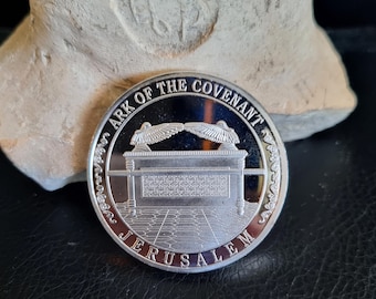 Ark of The Covenant Israel Medal, original coin from Jerusalem Silver tone