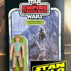 Basket Dagobah Stan Solo personnalisée sur un dos cartonné ESB personnalisé