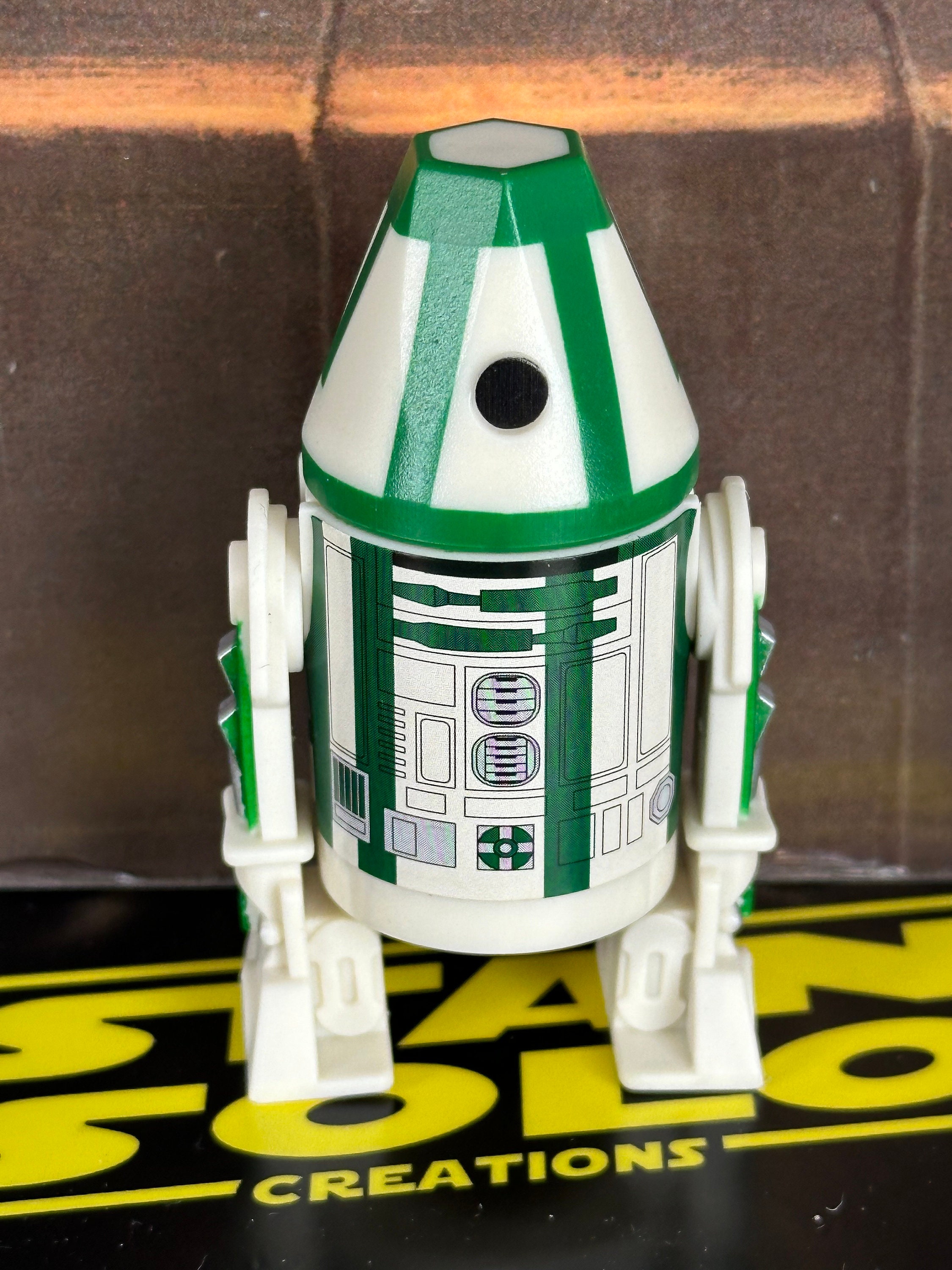 STAR WARS R4-M9 CELEBRATION EXCLUSIVE（Star Wars Celebration