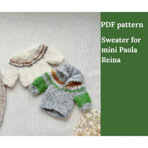 Sweater for mini Paola Reina knitting pattern. English and Russian PDF.