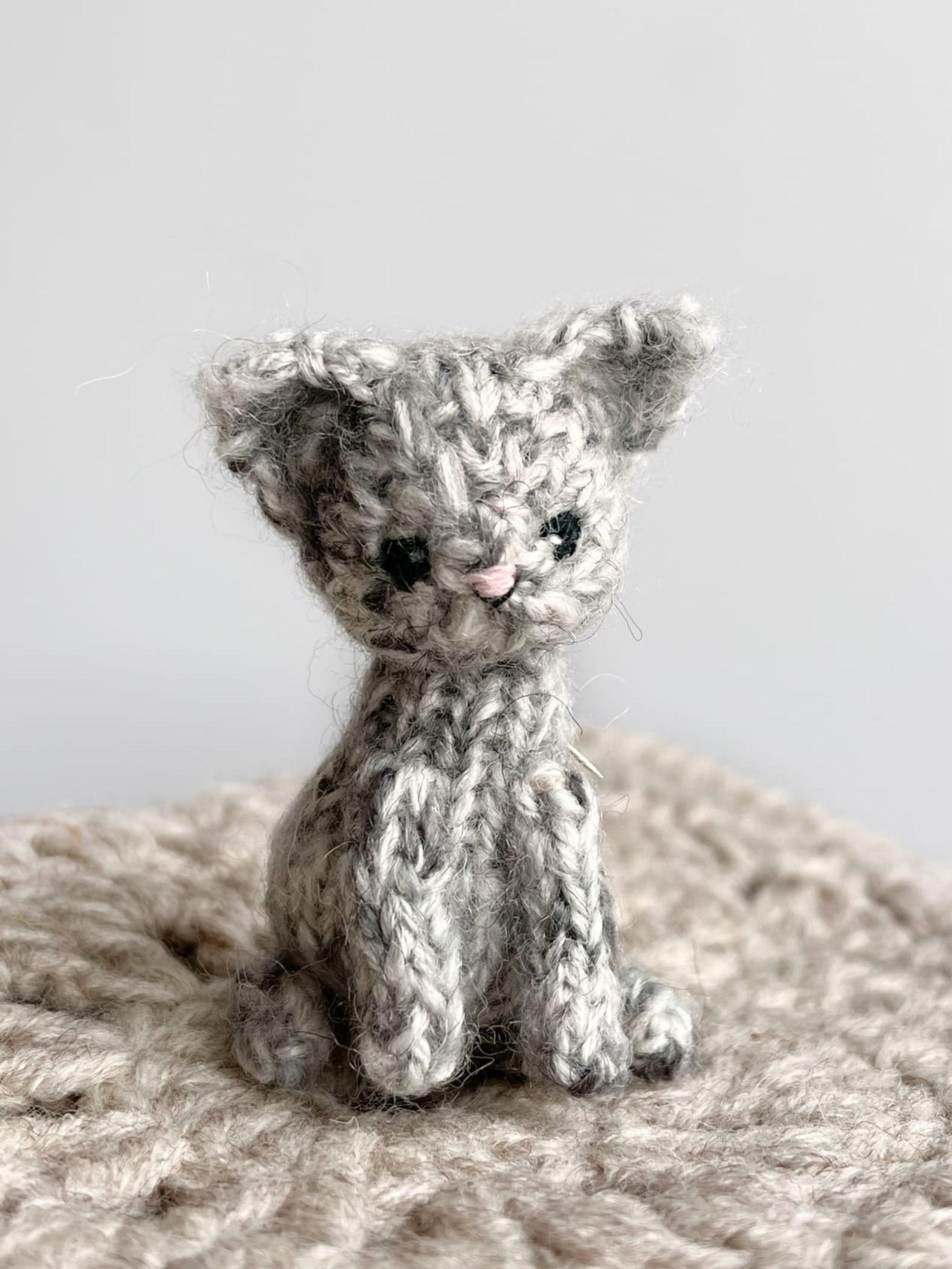 Mini Cat Knitting Pattern Tiny Pet Pattern. Nimble Mouse as a Gift ...