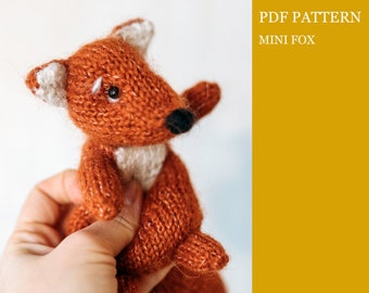 Mini Fox knitting pattern. Little knitted realistic fox and wolf step by step tutorial. DIY woodland animal. English and Russian PDF.