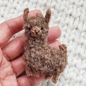 Mini llama knitting pattern. English and Russian PDF. image 4