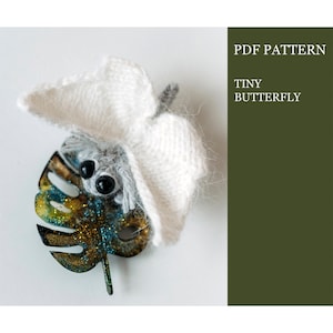 Tiny Butterfly knitting pattern. Knitted insect step by step tutorial. DIY miniature.  English and Russian PDF.