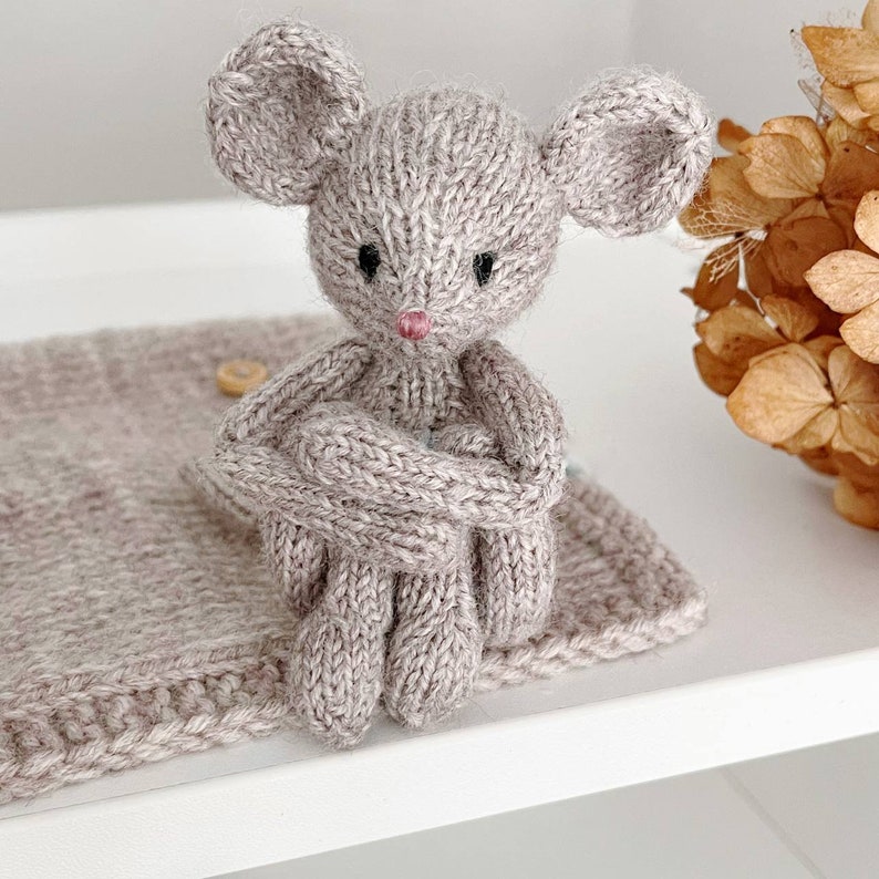 Pixie the mouse Knitting pattern. English and Russian PDF. image 10