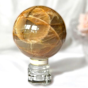 Peach Moonstone Sphere: Calming Gemstone Decor (57.3mm, 260g)