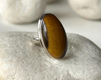 Tiger Eye Silver Ring • Oval Gemstone • 925 Sterling • UK Size N