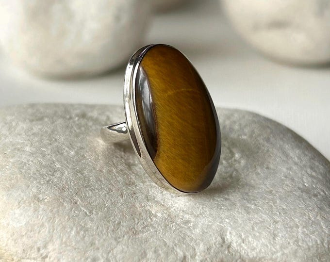Tiger Eye Silver Ring • Oval Gemstone • 925 Sterling • UK Size N