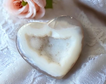 Agate Druzy Heart - Natural Stone for Healing and Positive Energy Attraction"