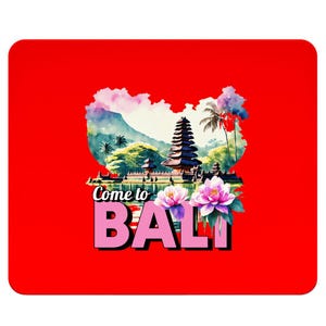 Könnte beinhalten: Ein roter Hintergrund mit einer Aquarell-Illustration eines Tempels in Bali, Indonesien. Der Text "Come to Bali" ist in rosa Buchstaben mit einer Retro-Schrift geschrieben.