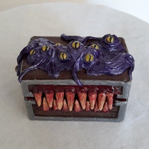 Original mimic chest sculpture (Eyes glow in the dark)
