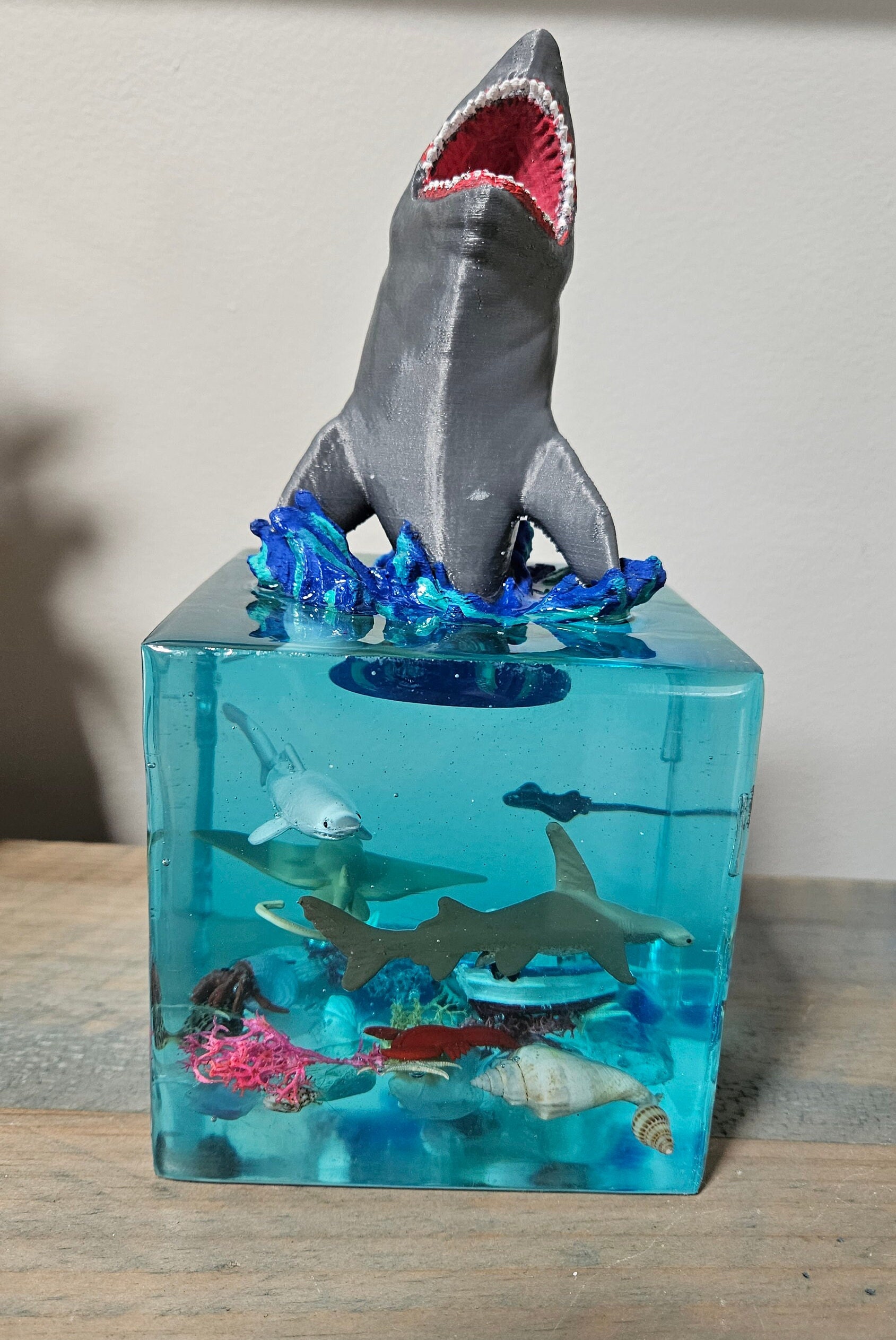 Ocean Resin Shark Ship Wreck Cube With Sharks, Stingrays, a Hermit Crab ...