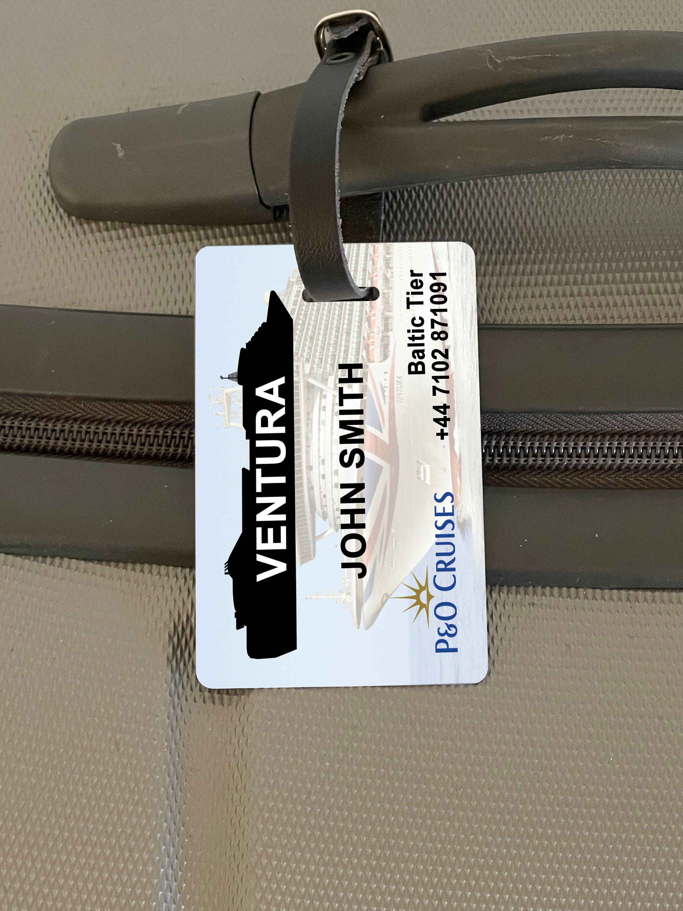 Targhetta Bagaglio Crociera P&O IONA Targhetta Bagaglio Personalizzata Per Crociera P&O IONA - In Pelle Dorata, Con Cinturino Omaggio - Nuova Senza Etichette Accessorio Viaggio Nave - Foto 4