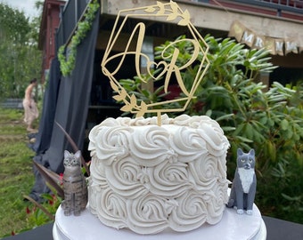 Personalized custom dog wedding cake topper , CakeTopper，Pets Birthday，cat caketopper , Anniversary pet，dog Figurines