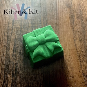 Present  Mold | Bath Bomb Mold | Plastic Mold | Soap Mold | Bubble Bath Mold 34