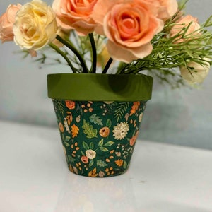 6 inch Decoupage Flower Pot - Terracotta Planter with Drainage Hole- Home Decor- Indoor Planter-Gifts for plant lovers/mom/girlfriend/sister