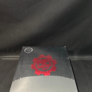 Gears of War Collector&#39;s Edition Box Set - Sealed- Limited Edition (READ DESCRIPTION)