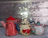 3 enamel teapots, different sizes, beautiful antiques and historical value, the whole set is at the advertised price