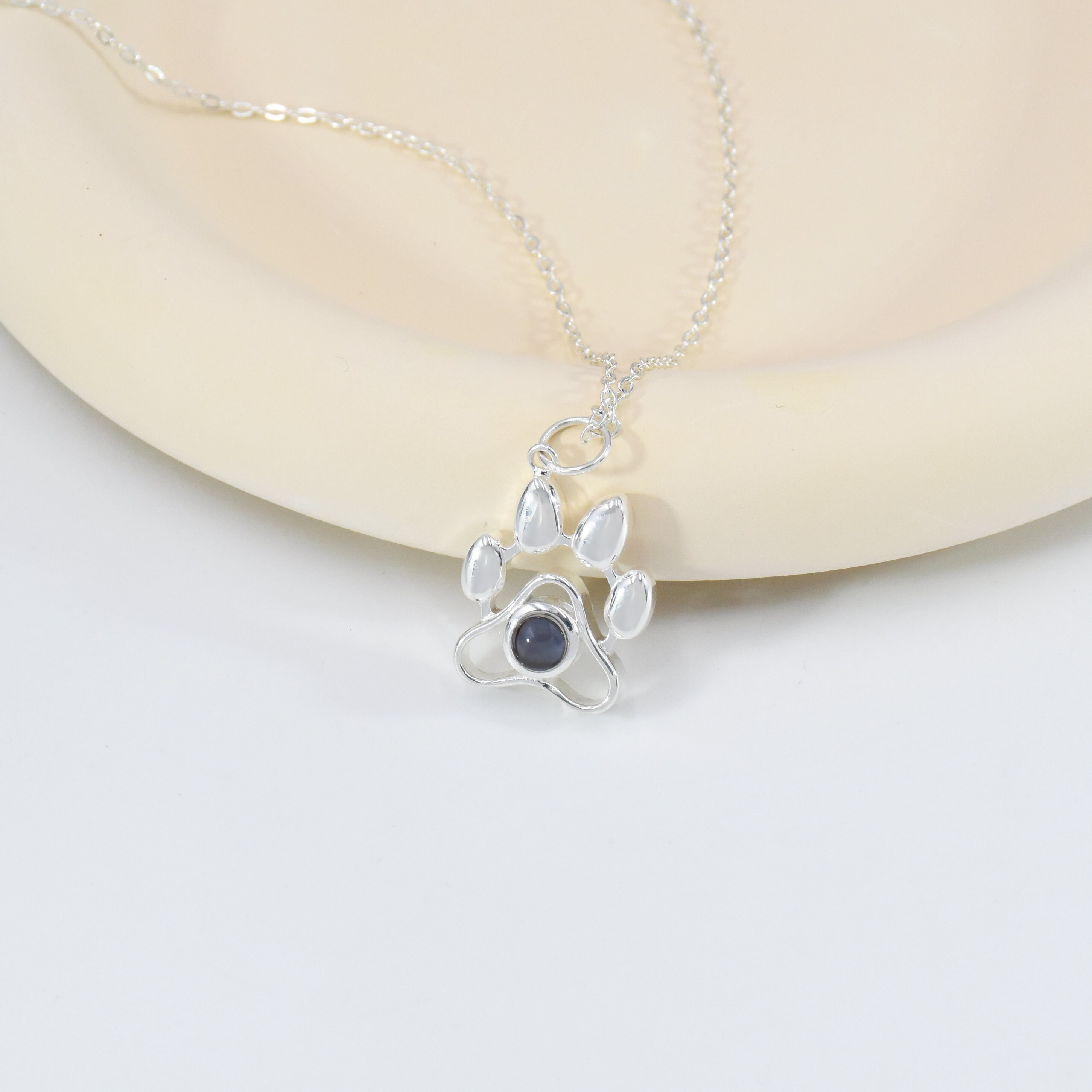 Personalised pet projection deals necklace