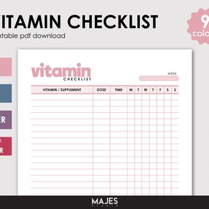 Puede incluir: Lista de verificación de vitaminas imprimible en rosa y blanco con columnas para la vitamina o el suplemento, la dosis, la hora y los días de la semana. La lista de verificación está etiquetada como "lista de verificación de vitaminas" y tiene un espacio para el número de la semana.