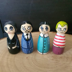 Addams family peg doll set