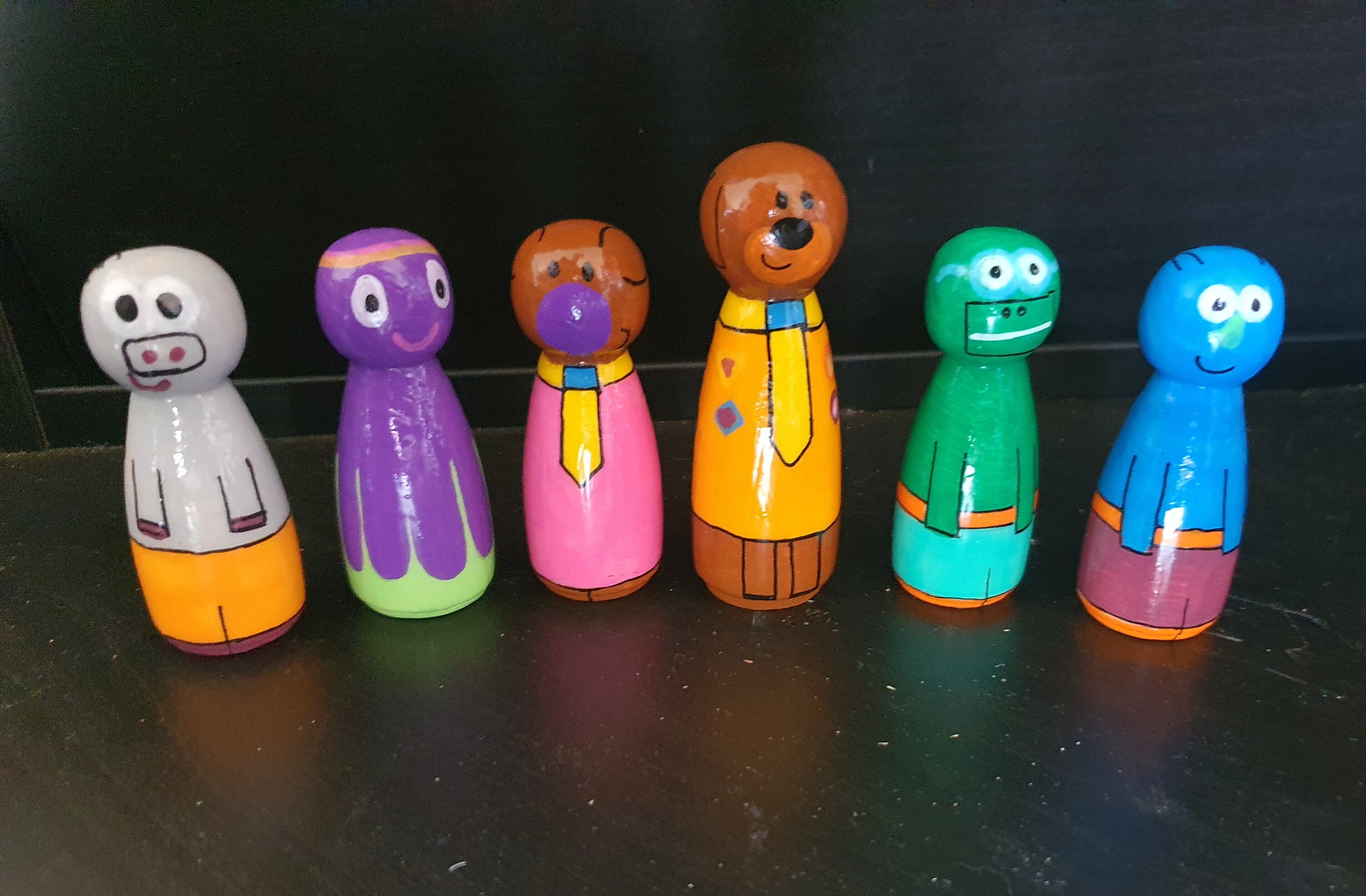 Hey duggee doll hotsell