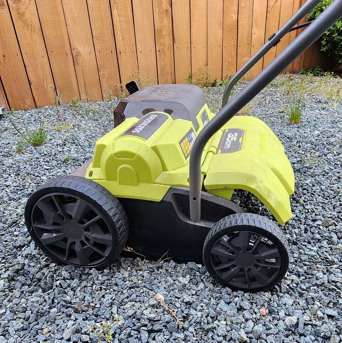 Dethatcher ryobi hot sale