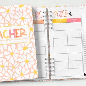Printable Teacher Planner 2025-2026 | Teacher Binder | Light Daisy Theme | PERSONAL USE