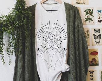 Mushroom Shirt, Celestial Shirt, Magic Mushroom, Cottagecore tshirt, Hippie Boho tee, Oversized t shirt, Gift for Her