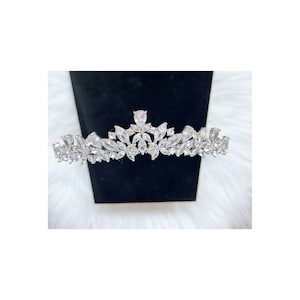 tiara, Crystal tiara, wedding tiara, bridal tiara, silver crystal tiara, quinceanera tiara, crystal wedding tiara, crystal quinceanera tiara