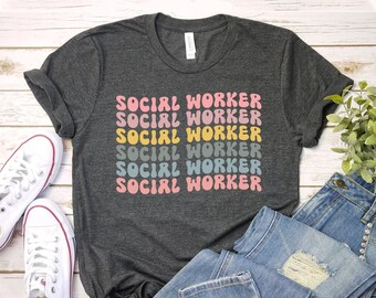 Camiseta de trabajador social, camisa de trabajadores sociales escolares, regalo de flores silvestres, camiseta de Halloween, top de trabajador social, regalo de mujer, regalo de mamá trabajadora social