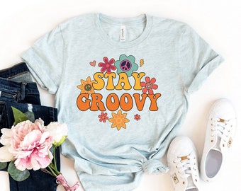Retro Stay Groovy T-shirt, Hippie Summer Shirt, Farm Gift, Peace Sign Tee, Vintage Top, Preppy Shirts, Women's Tee, Mama Shirts, Boho Shirt