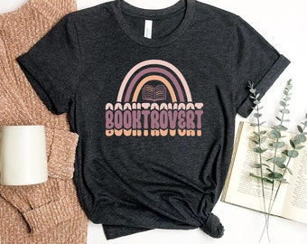 Camiseta Book Trovert, camisa bookish, camiseta de lectura, top bibliotecario, regalo escolar, camisa de maestro, camiseta amante de los libros, camisas de mamá libro, top de mujer