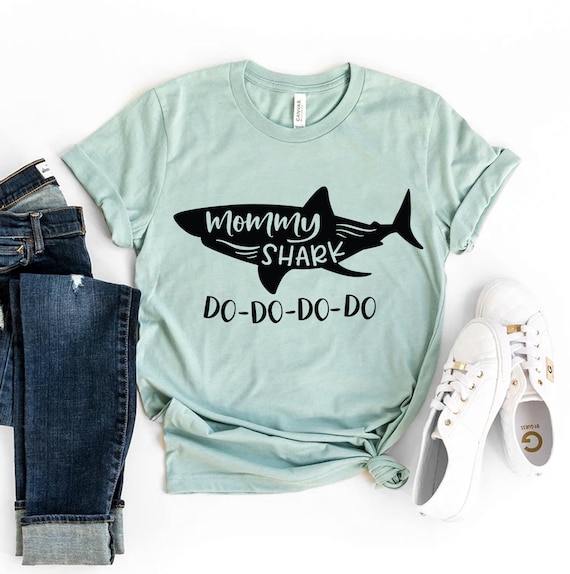 Gigi Shark Matching Family Shark Shirt - Mothers Gift Gigi Shark Matching Family Shark Shirt - Mothers Gift