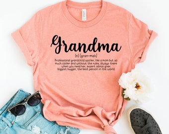 Grandma T-shirt, Mothers Day Shirt, Grandma Lover Gift, Mama Tee, Announcement Top, Gigi Shirt, Christmas Top, Holiday Tee, Women's Shirt