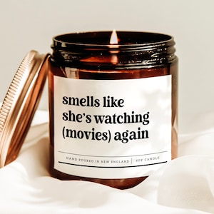 Personalisierte Filmliebhaber Geschenk, Geschenk für Filmliebhaber, Film Enthusiasten Geschenk, lustige Housewarminggeschenk, lustige Filmkritiker Kerze, Geschenk für sie