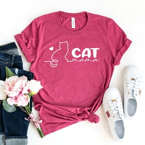 Cat Mom T-shirt, Pet Lover Shirt, Cat Gift, Animal Lover Shirts, Mama Shirts, Cat Mama Gift, Women Tee, Mother&#39;s Day Top,  Cute Cat Shirts