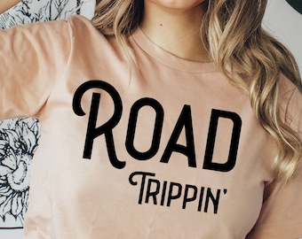 T-shirt Road Trippin, T-shirt aventure, T-shirt de voyage, Cadeau d'envie de voyager, T-shirt de Noël, T-shirt de vacances, Cadeau d'été, T-shirt pour les amateurs de voyages