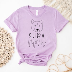 Shiba Mom T-shirt, Dog Mama Shirt, Shiba Top, Dog Tee, Dog Mama Gift, Mother&#39;s Day Shirts, Peeking Shiba Dog Tee, Women&#39;s Shirts
