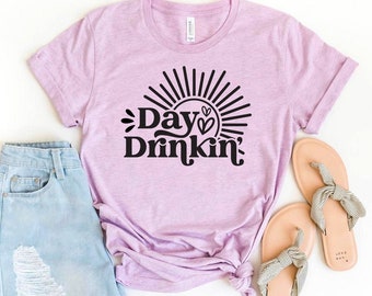 Camiseta de bebedor de día, Camiseta de fiesta para beber, Camiseta de amante de la cerveza, Camiseta de entrada, Regalo de fiesta, Camisa de mujer de vino, Camiseta de amante del vino, Camiseta de mujer, Camiseta de mamá
