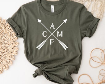 Lager T-shirt, Camp Leben Shirt, Wandern Geschenk, Abenteuer Shirt, Sommer T-Shirt, Urlaub Top, Camping Shirts, Camper Shirt, Reise T-Shirt