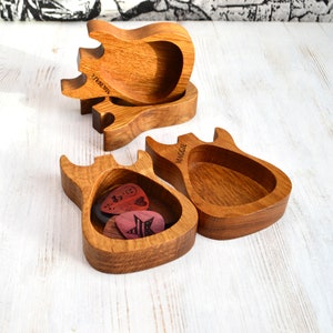 Gitarren-Pick-Tablett, personalisierte Gitarrenlehrer-Geschenk, individuelles Valentinstagsgeschenk, hölzerne Gitarrenbox für Gitarristen, Gitarrenspieler-Geschenk