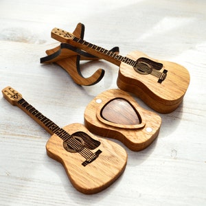 Médiators de guitare en bois personnalisés personnalisés et étui de  sélection créatif personnalisé cadeau de musique de choix de guitare avec 3  pièces de guitare pour guitare basse acoustique : : Instruments