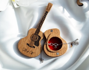 Boîte à alliances personnalisée : cadeau guitare en chêne gravé pour couple, souvenir musical
