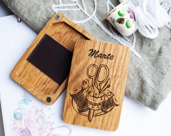 Personalized Oak Wood Needle Case: Magnetic Sewing Needle Holder