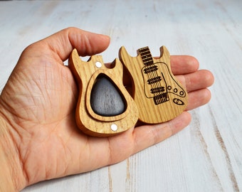 Wooden guitar picks holder, custom name gift for guitar player, personalized Fathers day guitar gift, engraved guitar picks, handmade gift