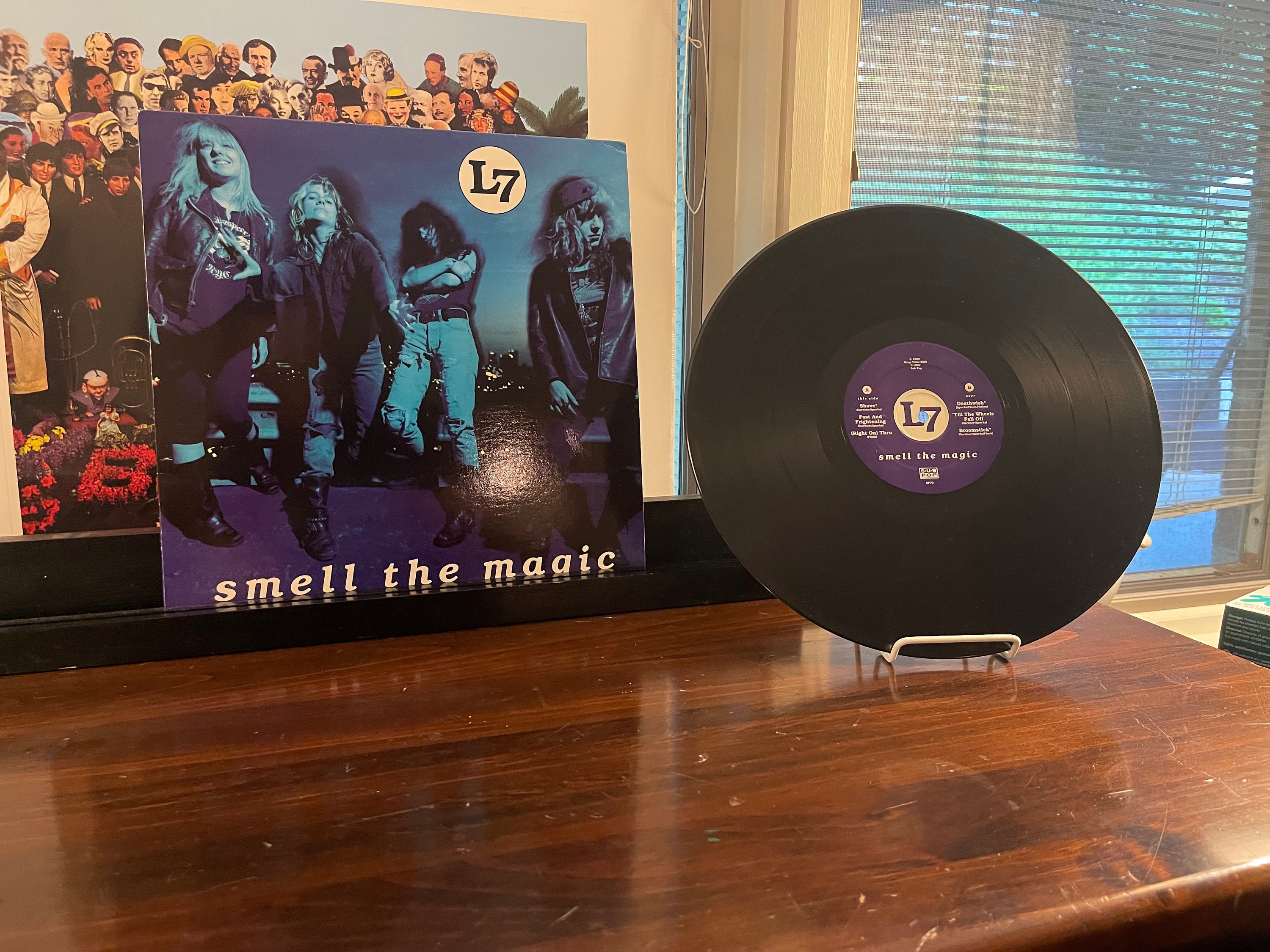 L7 Smell the Magic 12