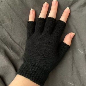 Gants pour femme, gants d'hiver chauffe-mains élégants, bras au crochet pour femme, mitaines chaudes à tricoter image 4