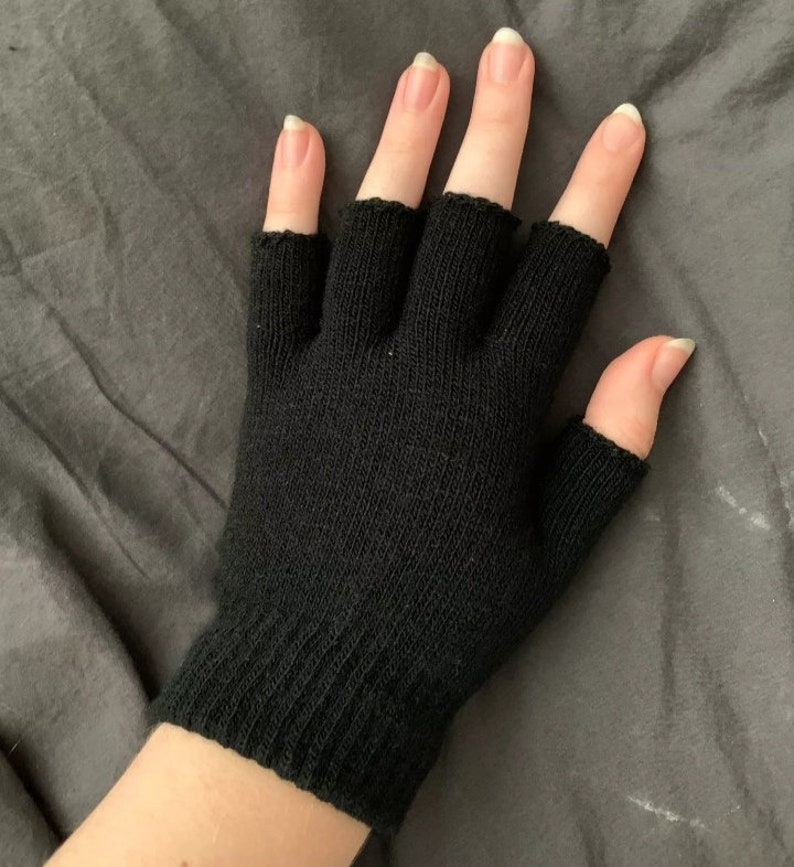 Gants pour femme, gants d'hiver chauffe-mains élégants, bras au crochet pour femme, mitaines chaudes à tricoter image 4